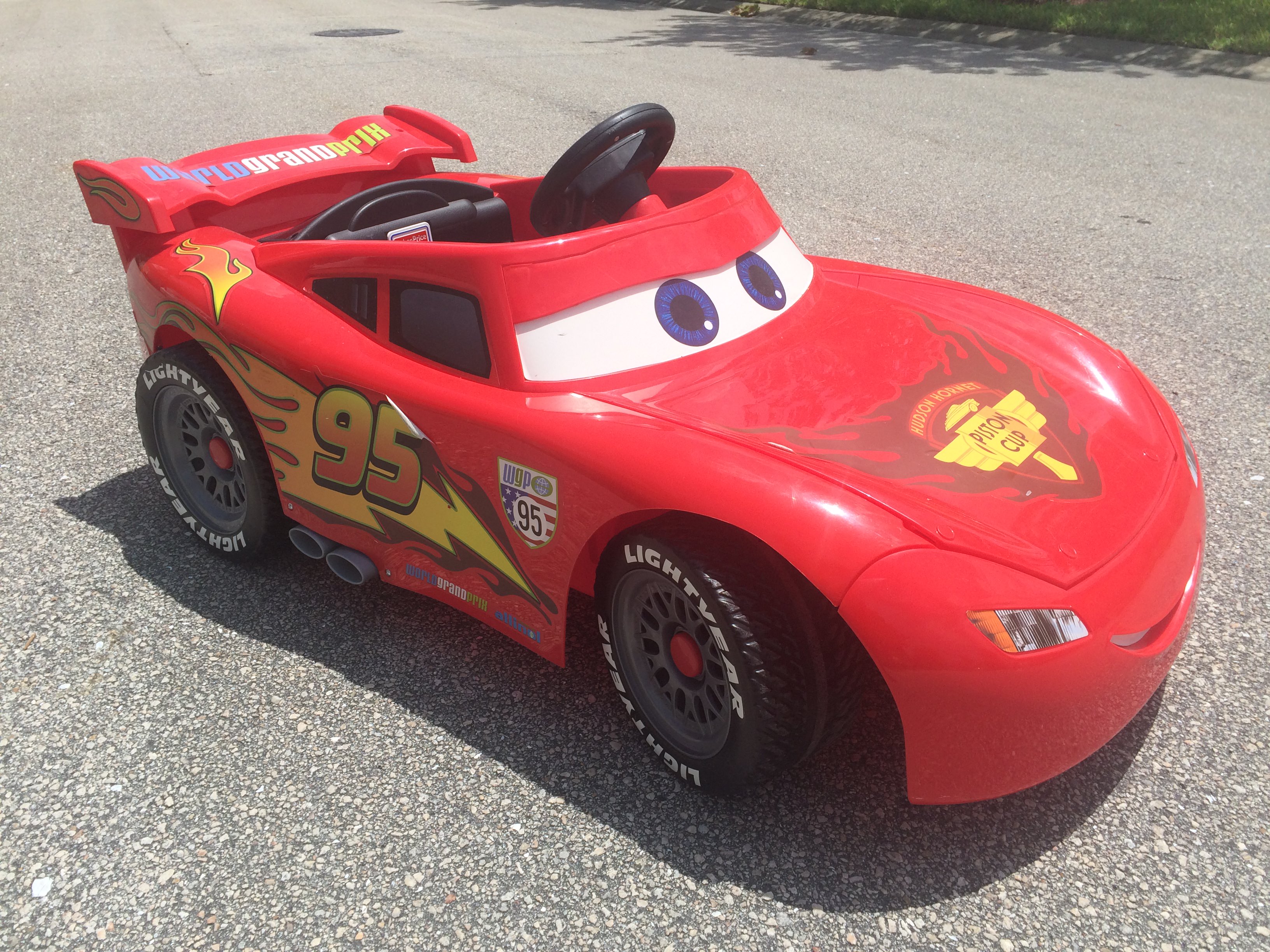 lightning mcqueen top speed cars 2